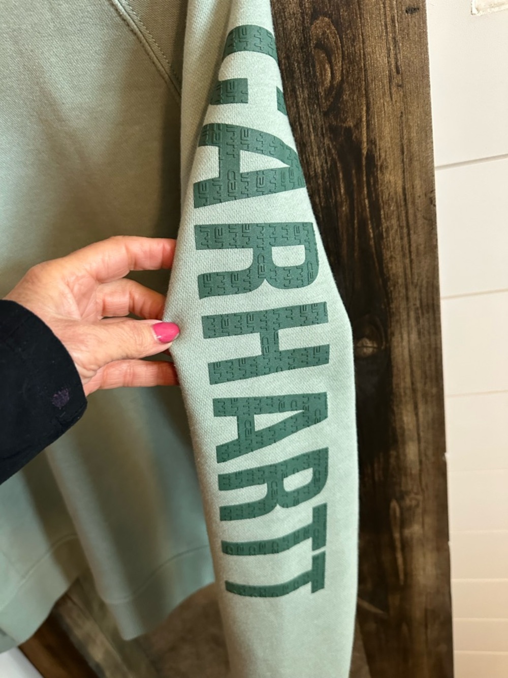 Carhartt Sage Green Sweatshirt Relaxed Fit Logo Sleeve Crewneck Medium - Picture 3 of 5